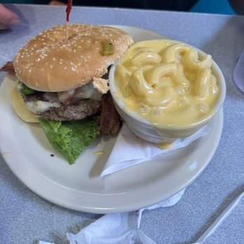 66 Diner - Diamond back burger and Mac and cheese - Diners Near Me - Albuquerque, New Mexico
