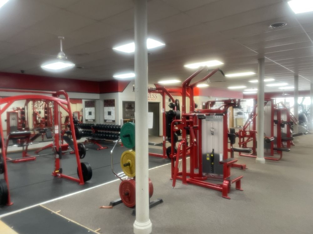 Luverne Power Fitness Logo
