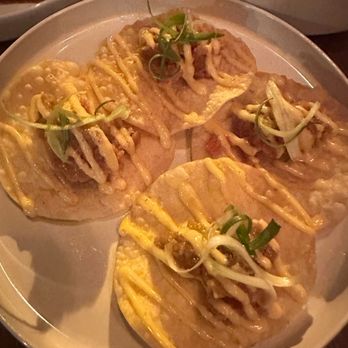 SOBOKU - Spicy Tuna Taco: Spicy ground tuna served with fried gyoza skin, scallion and spicy mayo - Japanese Near Me - Brooklyn, New York
