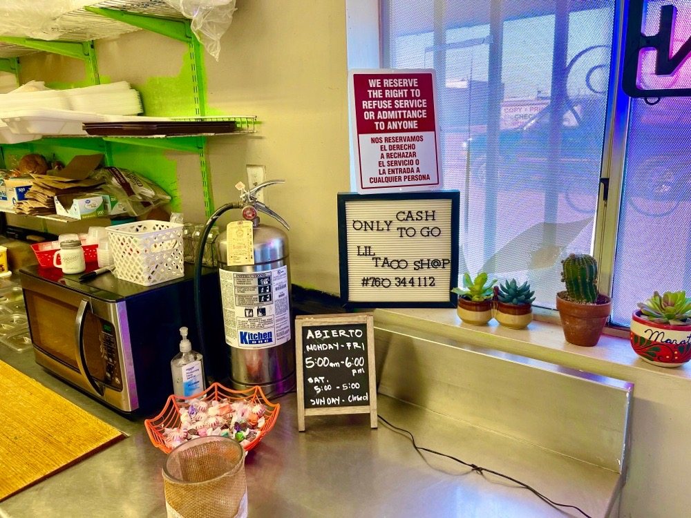 JOHNNY’S LIQUOR STORE Updated September 2024 10 Photos 163 W Main