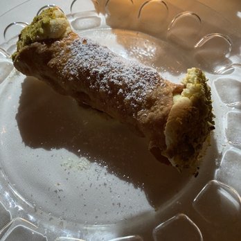 Sammie’s - Cannoli - Italian Near Me - Austin, Texas