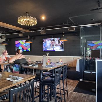 Babylon Social - Inside - Pop-Up Restaurants Near Me - Babylon, New York