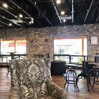 Schmooze - Couch areas - Coffee & Tea Near Me - Scottsdale, Arizona Schmooze - Couch areas - Coffee & Tea Near Me - Scottsdale, Arizona
