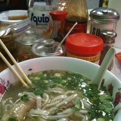 SBT Lao Thai Food - Khao piek sene (chicken noodle soup)