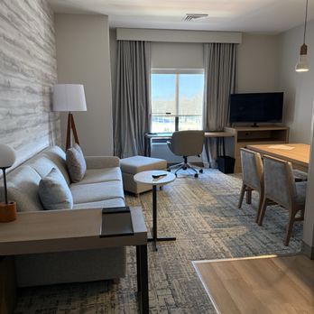 Residence Inn by Marriott - Hotels Near Me - Melville, New York