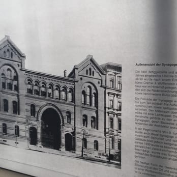 Mahnmal Blatt - Hinweistafeln zum Ort im Durchgang zum Hof - Landmarks & Historical Buildings Near Me - Berlin, BE