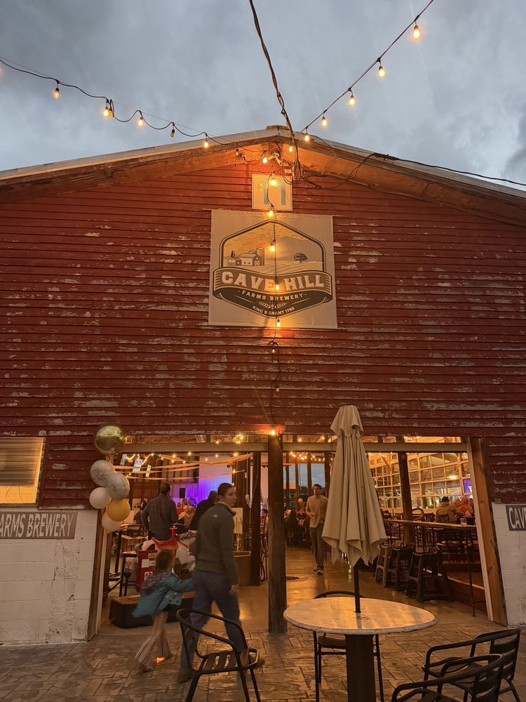 Cave Hill Farms Brewery Logo