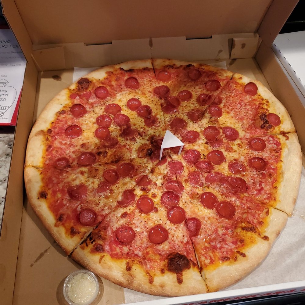 Americana Pizza - 18" pepperoni - Pizza Near Me - Boise, Idaho Americana Pizza - 18" pepperoni - Pizza Near Me - Boise, Idaho