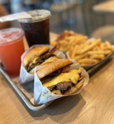 Shake Shack Beverly Hills by null