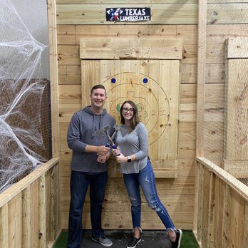 Texas Lumberjaxe - Axe Throwing Near Me - Carrollton, Texas