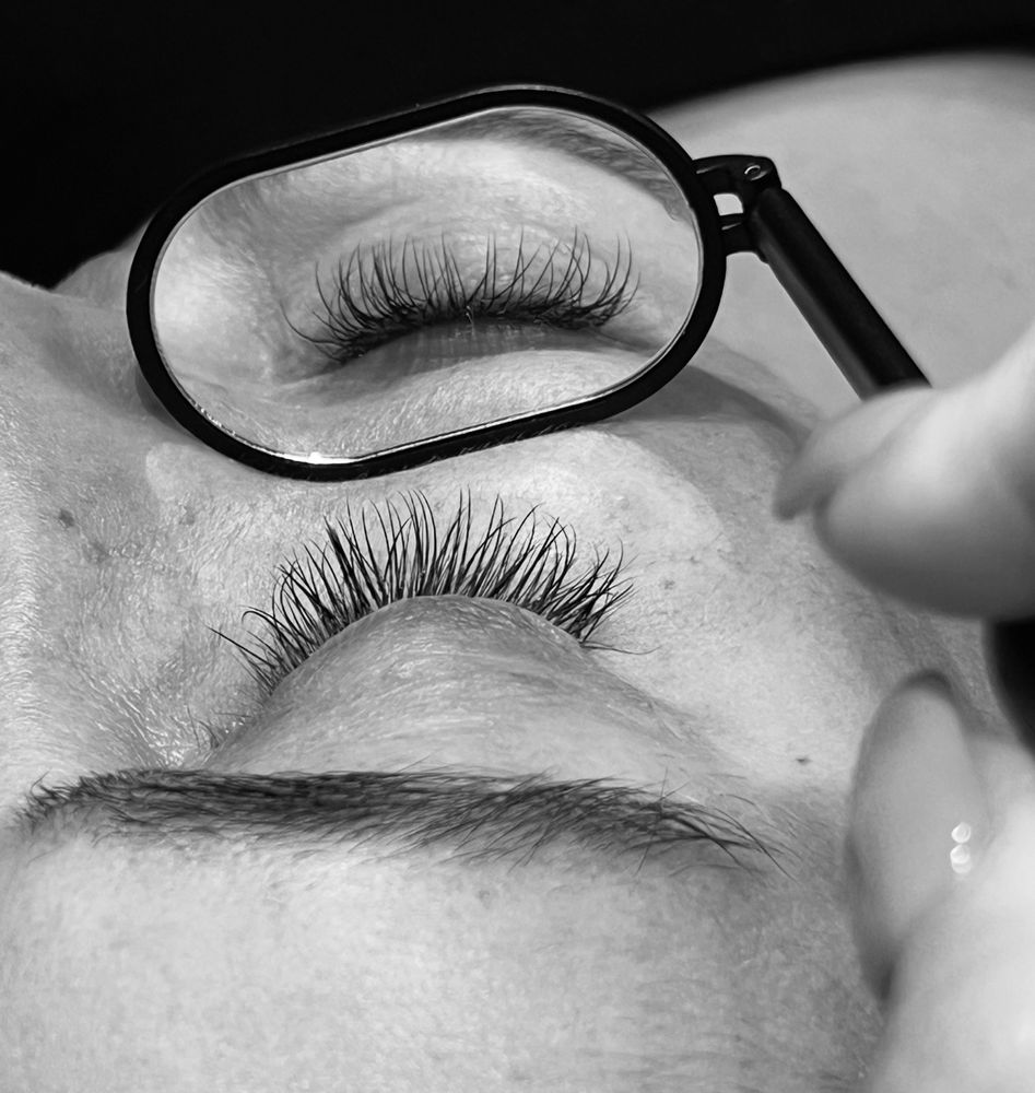 The Skin Grotto - Tease Hair & Beauty Bar Logo