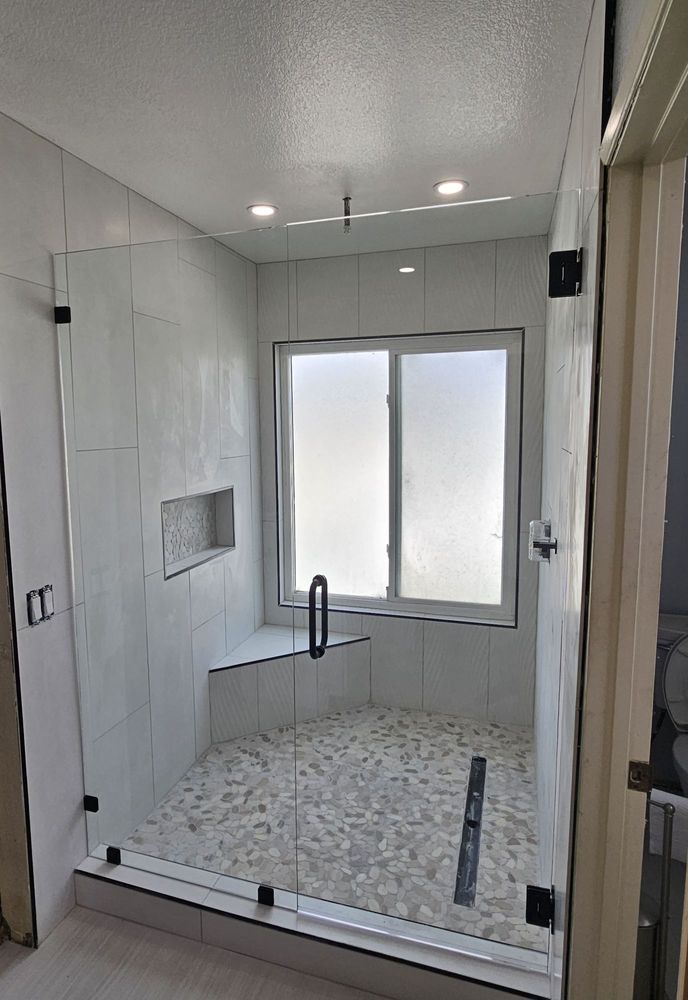 STRAIGHT EDGE GLASS & MIRROR Updated September 2024 113 Photos