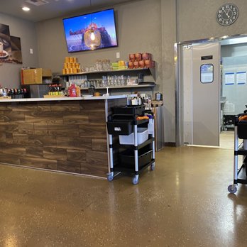 Imperial Pho - Clean, pretty restaurant - Vietnamese Near Me - Katy, Texas