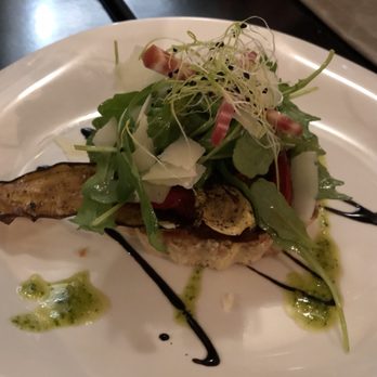 Leu Duo - Tartelette au parmesan, légumes confits, pesto aux herbes - French Near Me - Amiens, 80