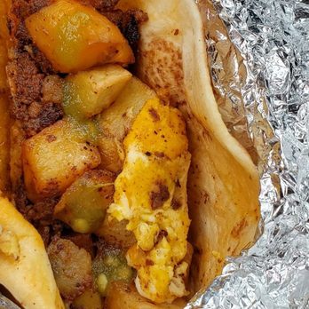 Tia’s Taco Hut - Chorizo and Papas - Tacos Near Me - New Braunfels, Texas Tia’s Taco Hut - Chorizo and Papas - Tacos Near Me - New Braunfels, Texas
