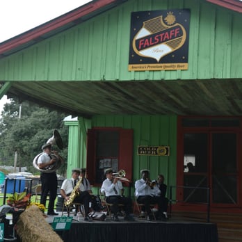 West Baton Rouge Museum - Live music in front of the Plantation Store at West Baton Rouge Museum. - Museums Near Me - Port Allen, Louisiana