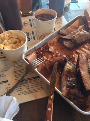 House of 'Que by null