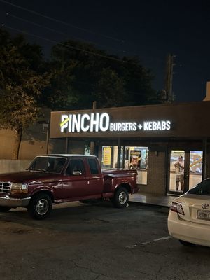 PINCHO Burgers and Kebabs by null