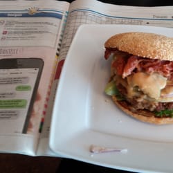 Bull Diner - En oste-bacon burger og Metroexpress