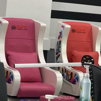 Pulse Nail Bar - Pedi Chairs - Nail Salons Near Me - Suwanee, Georgia
