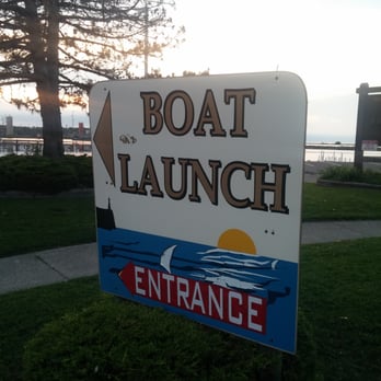 Dunkirk Boardwalk Market - boat launch entrance sign - Bars Near Me - Dunkirk, New York