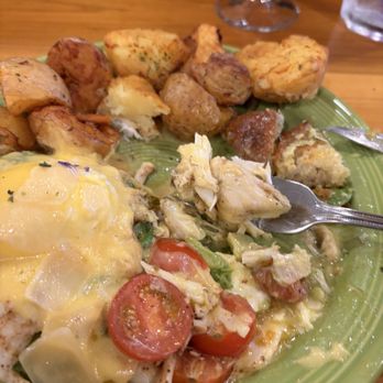 The Hangout - Look at those big pieces of Crab in the Crab Benedict! - Breakfast & Brunch Near Me - Pleasant Hill, California The Hangout - Look at those big pieces of Crab in the Crab Benedict! - Breakfast & Brunch Near Me - Pleasant Hill, California