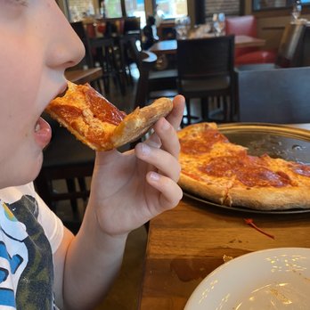 Stellini Trattoria - Killer pepperoni pizza! - Italian Near Me - Grapevine, Texas
