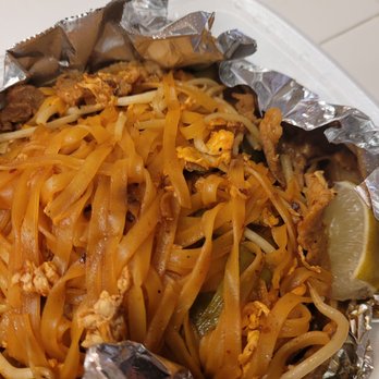 Bangkok Thai Restaurant - Chicken Pad Thai - Thai Near Me - Merced, California