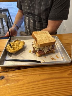 Berndt Ends BBQ by null