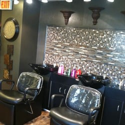 Mercedes Salon & Spa - Beautifully decorated salon & spa