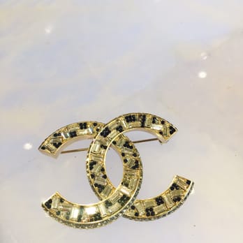 Nordstrom Downtown Seattle - Chanel Brooch - Department Stores Near Me - Seattle, Washington Nordstrom Downtown Seattle - Chanel Brooch - Department Stores Near Me - Seattle, Washington