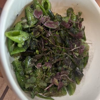 Twelvemonth - Snap peas - Vegan Near Me - Burlingame, California Twelvemonth - Snap peas - Vegan Near Me - Burlingame, California