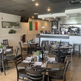Il Baretto - Pizza Near Me - Plantation, Florida Il Baretto - Pizza Near Me - Plantation, Florida