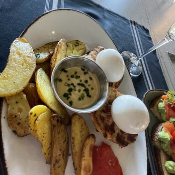 Glasspar - Crab Cake Benedict with hollandaise on the side- best in town. - Seafood Near Me - Dana Point, California Glasspar - Crab Cake Benedict with hollandaise on the side- best in town. - Seafood Near Me - Dana Point, California