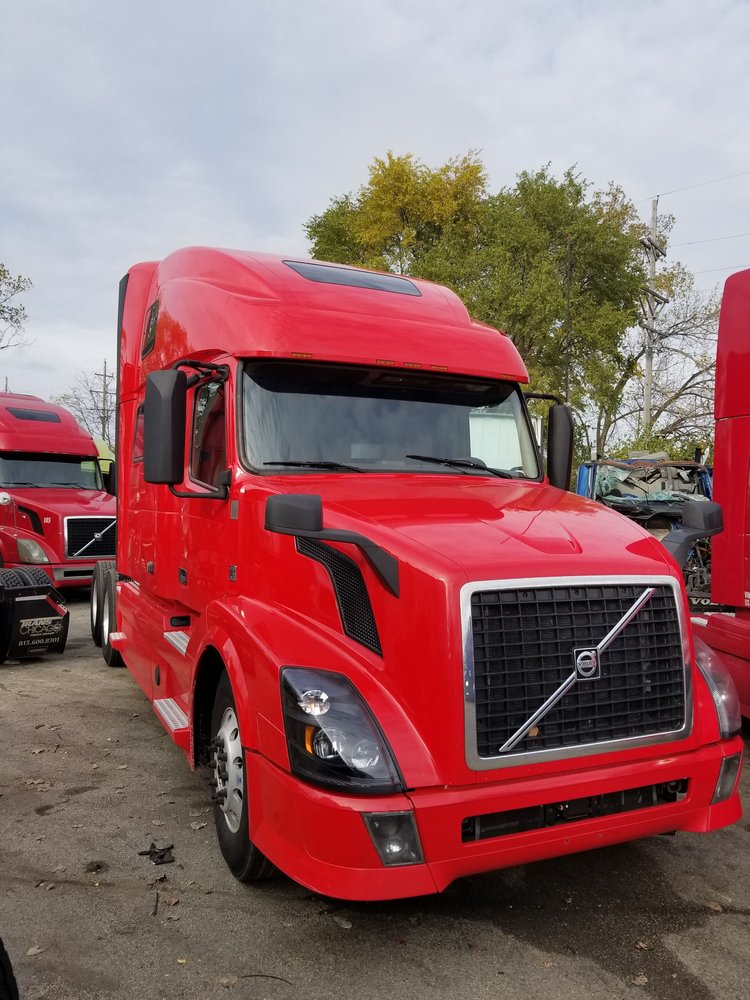 UNITED TRUCK SALES OF CHICAGO 12 Photos 16425 Van Dam Rd, South