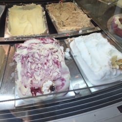 Gelateria La Luna - Ein Teil der Eisauswahl