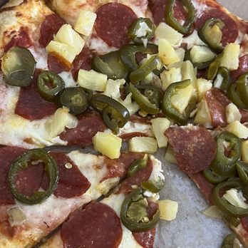 Idyllwild Pizza - Pizza Near Me - Idyllwild, California