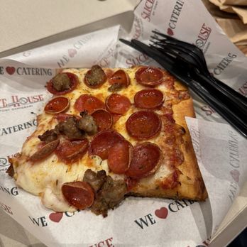 Slice House by Tony Gemignani - Pizza Near Me - Universal City, California Slice House by Tony Gemignani - Pizza Near Me - Universal City, California