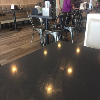 Canton Restaurant - Chao Ca Cho Cu - Modernized interior - Vietnamese Near Me - Westminster, California Canton Restaurant - Chao Ca Cho Cu - Modernized interior - Vietnamese Near Me - Westminster, California