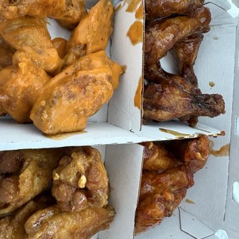 Buffalo Wild Wings - 20 pc traditional Asian Zing, Honey Garlic, Mild, & Teriyaki - Chicken Wings Near Me - Louisville, Kentucky