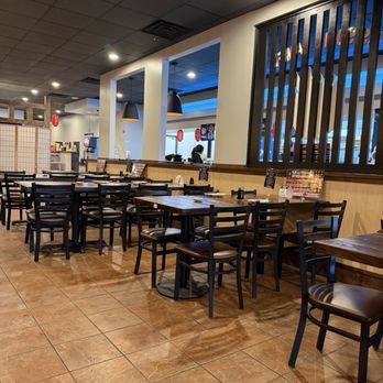 US Sushi Ramen - Sushi Bars Near Me - Streamwood, Illinois US Sushi Ramen - Sushi Bars Near Me - Streamwood, Illinois