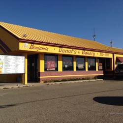 Benjamin Donuts & Bakery - They have a drive through!