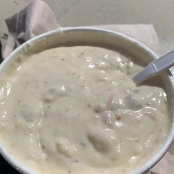 Splash Cafe - Clam Chowder - American Near Me - Pismo Beach, California Splash Cafe - Clam Chowder - American Near Me - Pismo Beach, California