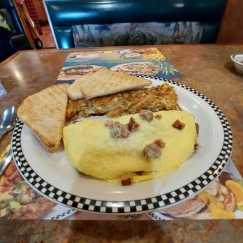 Black Bear Diner Manteca - Bruce's Meat Lovers Omelette.... very hardy portions here - Diners Near Me - Manteca, California Black Bear Diner Manteca - Bruce's Meat Lovers Omelette.... very hardy portions here - Diners Near Me - Manteca, California
