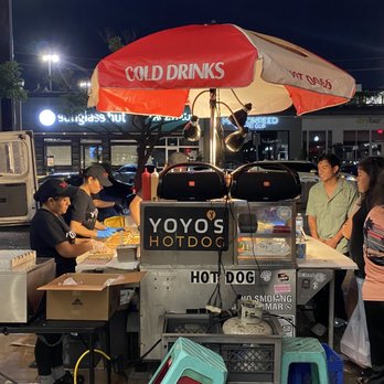 Yoyo's Hot Dog - Cart across from Starbucks, sweetgreens in rice village - Hot Dogs Near Me - Houston, Texas Yoyo's Hot Dog - Cart across from Starbucks, sweetgreens in rice village - Hot Dogs Near Me - Houston, Texas