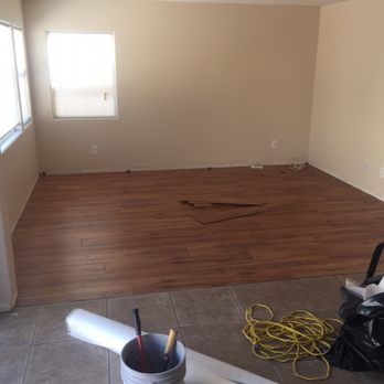 DNA Flooring - a room with a hard wood floor - Flooring Near Me - Las Vegas, Nevada DNA Flooring - a room with a hard wood floor - Flooring Near Me - Las Vegas, Nevada
