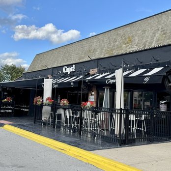 Capri Ristorante - Outside - Italian Near Me - Burr Ridge, Illinois