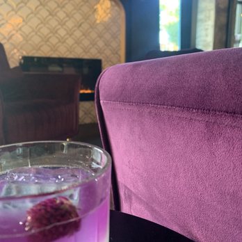 Nitro Beverage Lounge - Coffee & Tea Near Me - Madison, Wisconsin