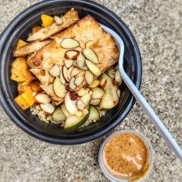 Thai tofu bowl