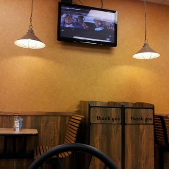 Popeyes Louisiana Kitchen - They got a TV! :-) I like - Fast Food Near Me - Reseda, California